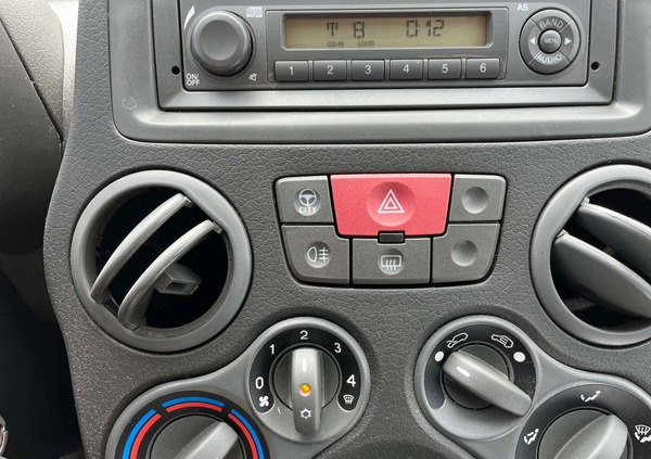 Fiat Panda cena 19900 przebieg: 110000, rok produkcji 2009 z Białystok małe 781